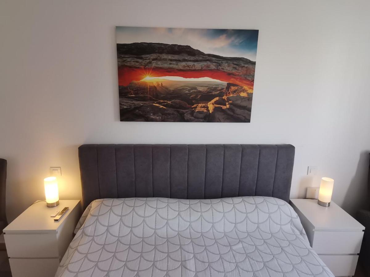 Astarita Pool Apartment